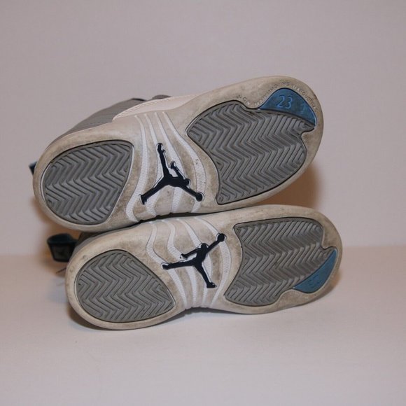 Nike Air Jordan Retro 12 Cool Grey White Sneakers Size 9C Kids Shoes - Picture 10 of 11